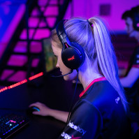 Herní sluchátka (headset) Niceboy ORYX X410 Epic, mikrofon, černý