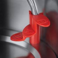 Rychlovarná konvice Russell Hobbs 26140-70, 1,7 l, 2400 W, černá