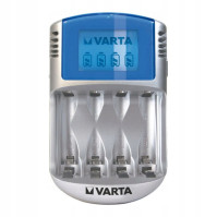 Nabíječka Varta s LCD displejem + 4 x AA 2600 mAh